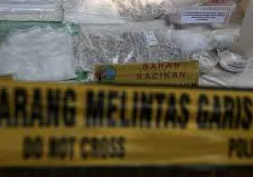 Polisi Grebek Rumah di Pedurungan Semarang, Diduga Pabrik Pembuatan Narkoba