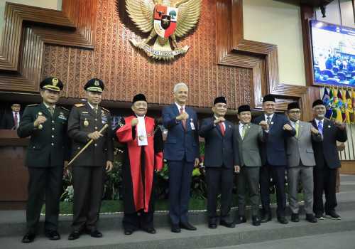 Sumanto Resmi Jabat Ketua DPRD Jawa Tengah