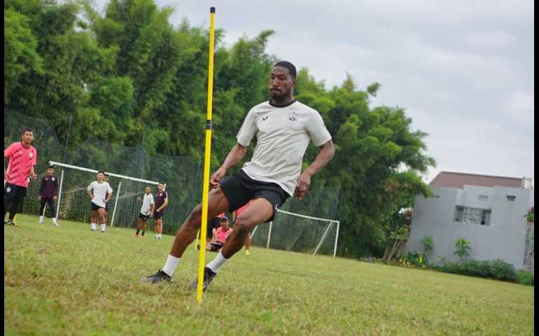 Perkuat Lini Tengah, PSIS Kontrak Boubakary Diarra