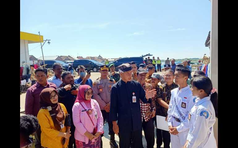 Gubernur Ganjar Melihat Langsung Penanganan Stunting di Kendal