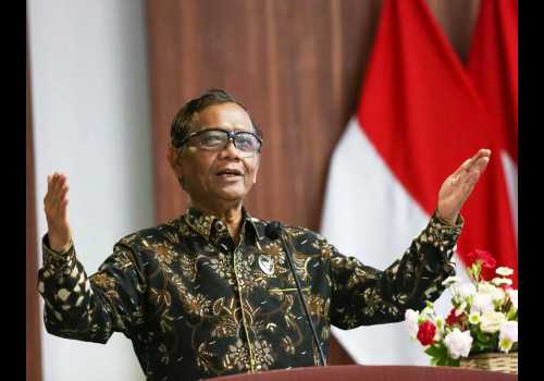 Waspada! Banyak Penyusup di Lembaga Pemerintahan