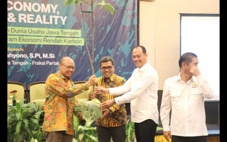 Waket DPRD Jateng Ferry Wawan Cahyono : Penerapan Ekonomi Hijau di Jateng Ciptakan Peluang Baru Sektor Ekonomi Hasilkan Lapangan Kerja