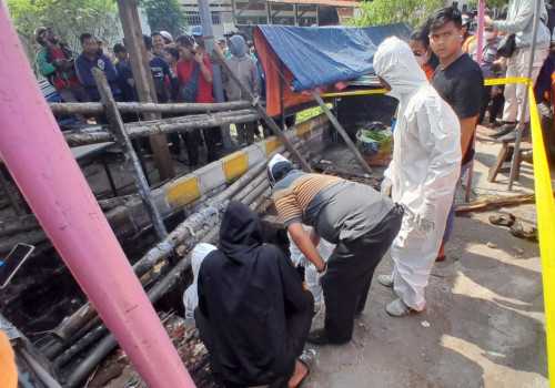 Mayat Pria Ditemukan di Selokan depan Istana Majapahit Semarang