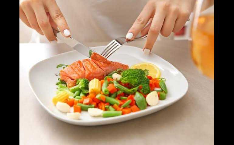 Jangan Khawatir! Atasi Efek Demam Setelah Vaksinasi Dengan Makanan Ini