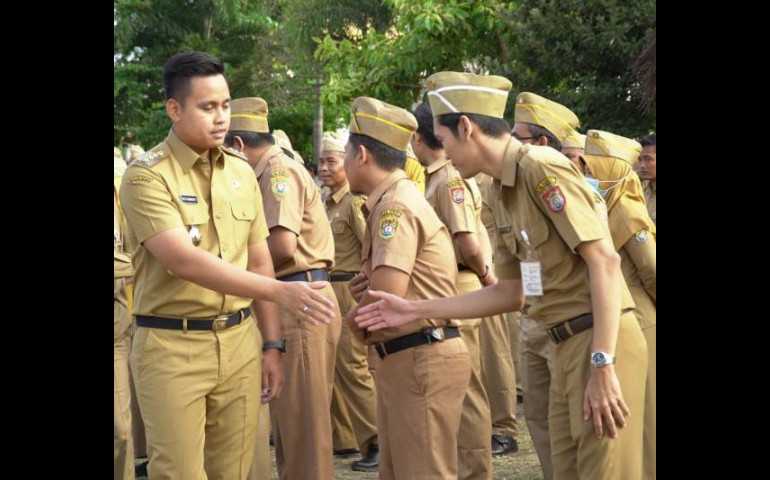 Gelar Apel Perdana Usai Libur Idul Adha, Bupati Dico Ingatkan ASN Prioritaskan Tanggung Jawab