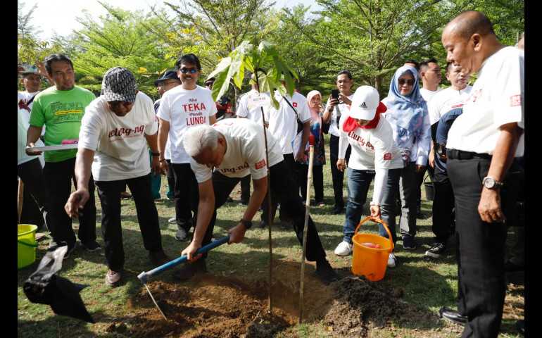 Ganjar Tekankan Konsistensi Pengelolaan Sampah Hulu Hilir dan Pengembangan Ekonomi Sirkular