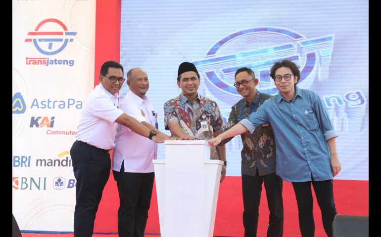 One Stop Cashless Payment Diresmikan, Penumpang BRT Trans Jateng Kian Mudah Lakukan Pembayaran