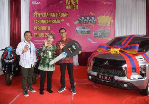 Rajin Nabung di Bank Jateng, Perdes di Cilacap Ini Berhasil Bawa Pulang Mobil Xpander