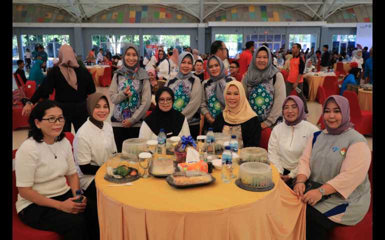 Perkuat Bonding Anak, Atikoh Ganjar Gencarkan Gerakan Makan Bersama Keluarga