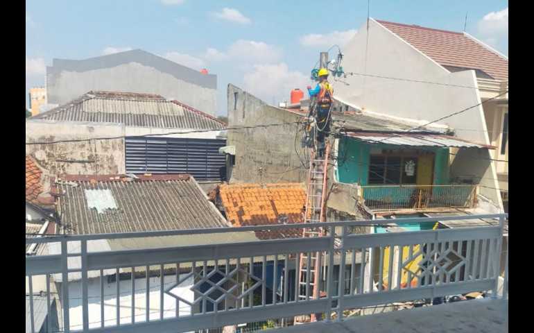 Tersengat Iistrik, Pekerja Bangunan di Semarang Tewas