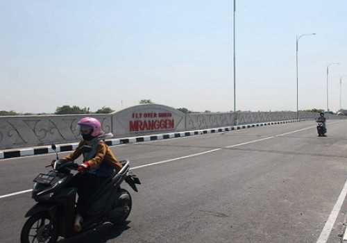 Akan Segera Beroperasi: Pembangungan Fly Over Ganefo Rampung