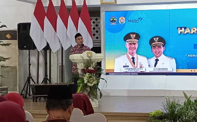 Peringatan Harganas 2023 di Kendal, Wagub Taj Yasin : Kuatkan Ketahanan di Lingkungan Keluarga