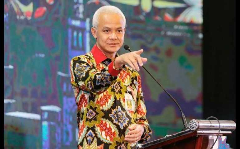 Pujian Mengalir untuk Gubernur Ganjar yang Nonaktifkan Kepsek Terlibat Pungli