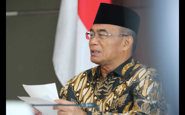 Menko PMK Ingatkan Orang Tua Tak Curang saat PPDB