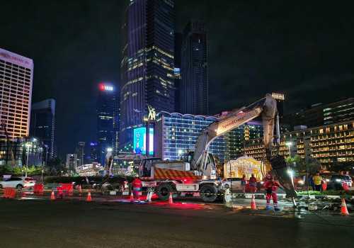 Bantu Kurangi Emisi Karbon, SIG Lakukan Perbaikan Jalur Bus Trans Jakarta Menggunakan Beton Cepat Kering