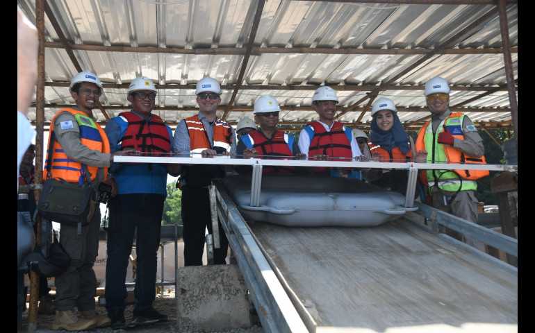 Komitmen Sediakan Energi Bersih, Komisaris dan Direksi PLN Tinjau Langsung Proyek PLTA Cisokan dan PLTS Apung Cirata