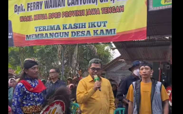 Ferry Wawan Cahyono :  Kesenian Tradisonal Embeg Warisan Leluhur Harus Dijaga dan Lestarikan