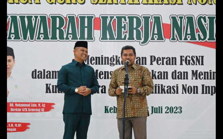 Wakil Ketua DPRD Jateng Ferry Wawan Cahyono Hadiri Mukernas Forum Guru Sertifikasi Nasional Indonesia