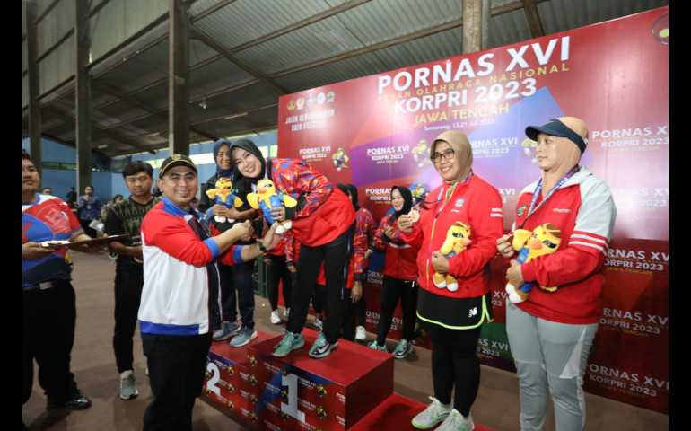 Pornas Korpri, Tenis Lapangan Putri Jateng Raih Medali Emas