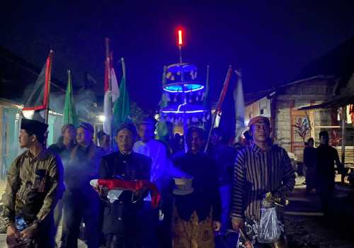 Meriahnya Kirab Budaya Sambut Tahun Baru Islam 1445 H di Desa Sojomerto Kendal