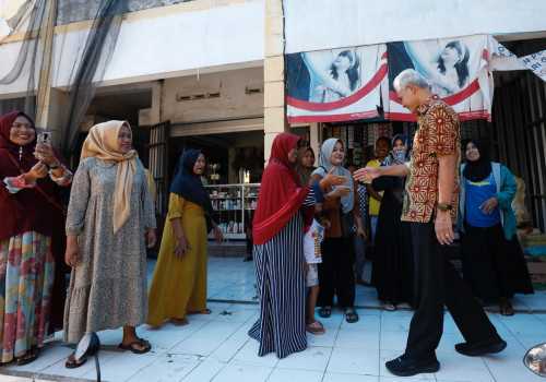 Pasar Wonopolo Selesai Direvitalisasi, Ganjar Minta Pedagang dan Pengelola Jaga Kebersihan