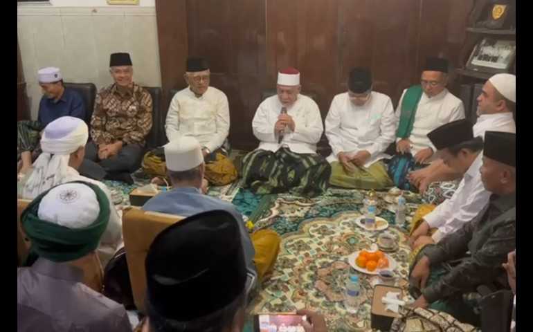 Ganjar Hadiri Pertemuan Masyayikh dan Habaib se-Indonesia di Rembang