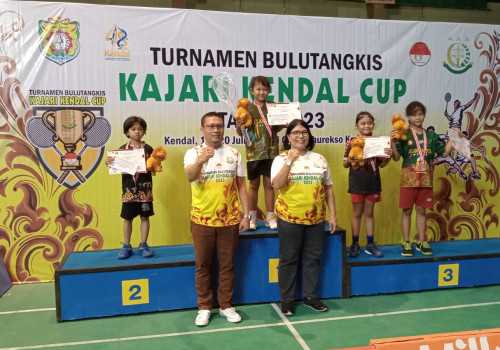 Sukses Digelar, Turnamen Bulutangkis Kajari Kendal Cup 2023 Berhasil Cetak Atlet Pemenang!