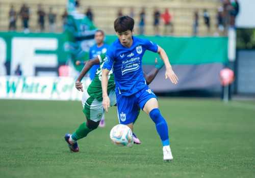 PSIS Tahan Imbang PSS 2-2
