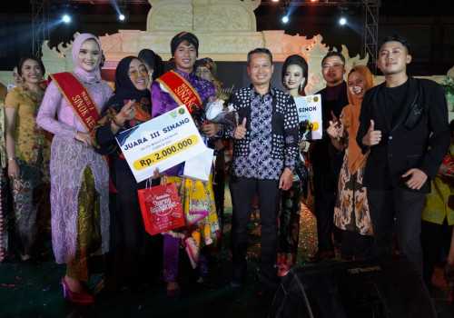 Wakili UNISS, Choirul Azman Juara 3 Sinok & Sinang Duta Wisata Kendal 2023