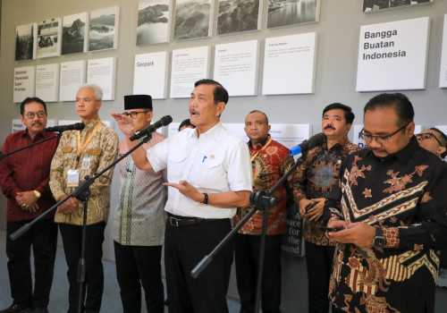 Rapat Bareng 5 Menteri, Ganjar Siap Bereskan Penataan Candi Borobudur