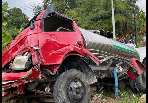 Truk Tangki Air Tabrak Mobil dan 3 Motor di Turunan Jatibarang Semarang, Satu Orang Tewas