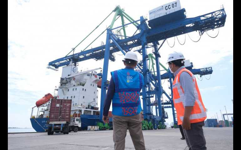 Penjualan Listrik PLN Semester I Capai 137,12 TWh, Sektor Bisnis Jadi Penopang, Tumbuh 13,07 Persen