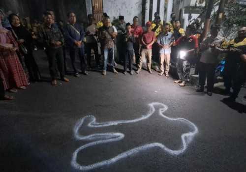 Puluhan Ojol Gelar Doa Bersama untuk Korban Pembunuhan di Mugas
