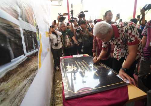 Jumlah Sekolah di Jateng Ditambah ; Buka Akses Pendidikan di Pelosok