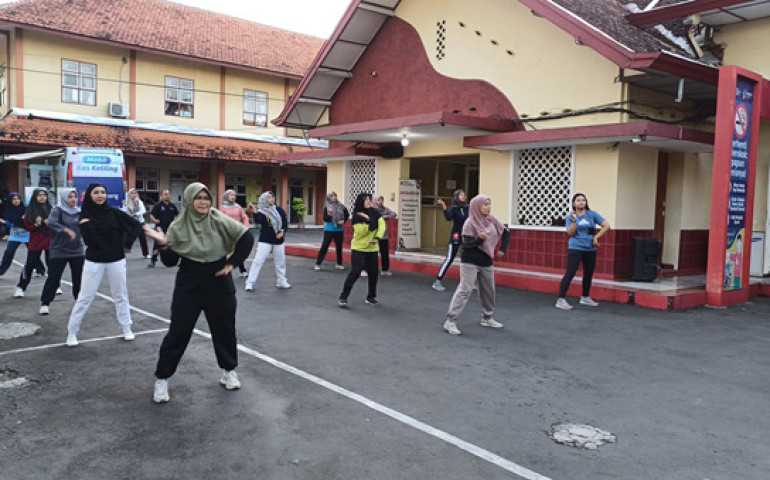 Kenalkan Fitur Canggih Terbaru, Bank Jateng Ramaikan Senam Bersama DKK Jepara