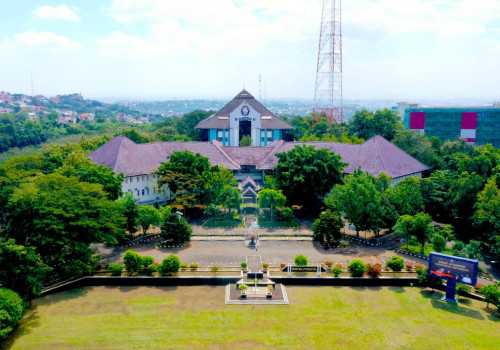 Undip Peringkat 8 Perguruan Tinggi di Indonesia Versi Webometrics