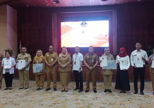 Maksimalkan Pelayanan, Pemkot Semarang Tetapkan 65 PPPK serta Serahkan 128 SK pensiun ASN