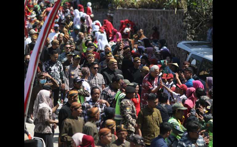 Meriahnya Festival Tungguk Tembakau di Kaki Gunung Merbabu : Tradisi Mengawali Panen