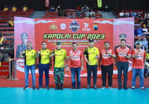 Buka Kejurnas Bola Volley Kapolri Cup 2023 Zona IV, Kapolda Jateng : Junjung Solidaritas dan Sportifitas