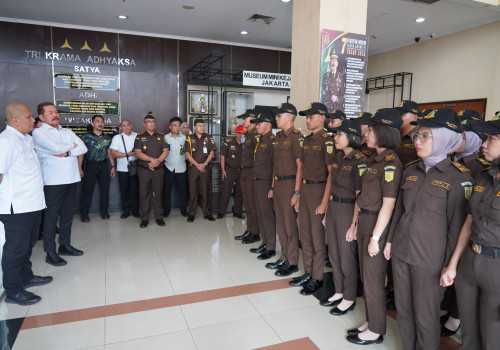 Jaksa Agung ST Burhanuddin: Penegakan Hukum Jangan Hanya Mengejar Proses, Tetapi Berorientasi pada Manfaat dan Keadilan