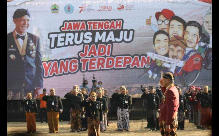 Upacara Hari Jadi ke-78 Jateng, Ganjar Sampaikan Pelurusan Sejarah Provinsi Jawa Tengah