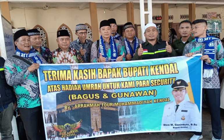 Senangnya Bagus dan Gunawan Bisa Berangkat Umrah Berkat Bupati Kendal