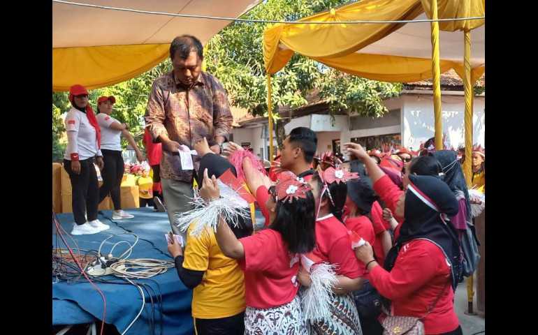 Tumbuhkan Jiwa Nasionalalisme, Disperinaker Kendal Gelar Lomba dan Senam bersama Calon PMI