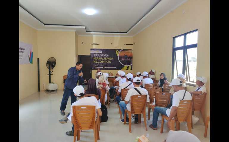 Program PLN Peduli Salurkan Bantuan Pengembangan UMKM di Cirebon