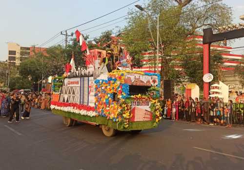 Sukses Digelar, Semarang Merdeka Flower Festival Berhasil Pukau Ribuan Masyarakat
