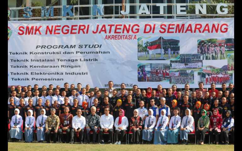 Ingin SMKN Jateng Diterapkan Nasional, Jokowi Perintahkan Mendikbud Lakukan Kajian