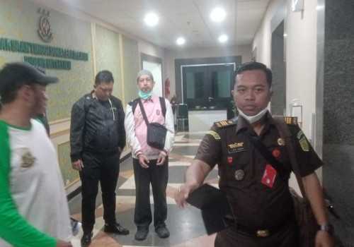 Kejaksaan Agung dan Tim Intelijen Kejaksaan Tinggi Sumatera Selatan Berhasil Amankan DPO Tersangka AAFH