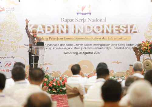 Melalui Sekolah Vokasi, Ganjar Siapkan SDM Terampil Bangun Infrastruktur Hijau di Masa Depan