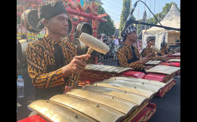 Belasan Kelompok Seni Rakyat Tampil di Terima Kasih Jawa Tengah: Maturnuwun Pak Ganjar
