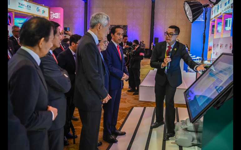 AIPF Dibuka Presiden, PLN Paparkan Green Enabling Supergrid hingga Rampungnya PLTS Terapung Cirata